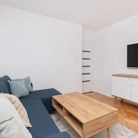 Apartmán Cosy For 5 Guests Wrzeszcz By Renters *